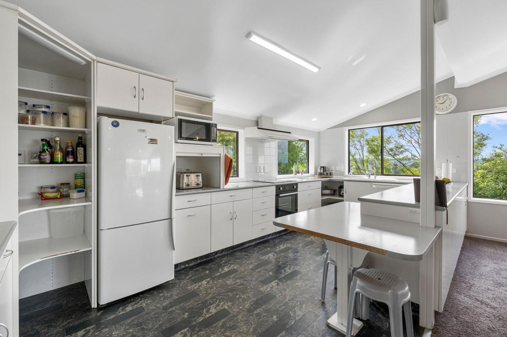 Ngaio Views - Lake Taupo Holiday Home Exterior photo